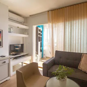 torremolinos-vista-al-mar-by-lightbooking.1costadelsol.com/